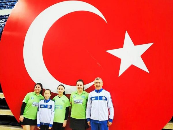 Büyükşehir'in Kadın Masa Tenisçileri 2. Lig'de (1)