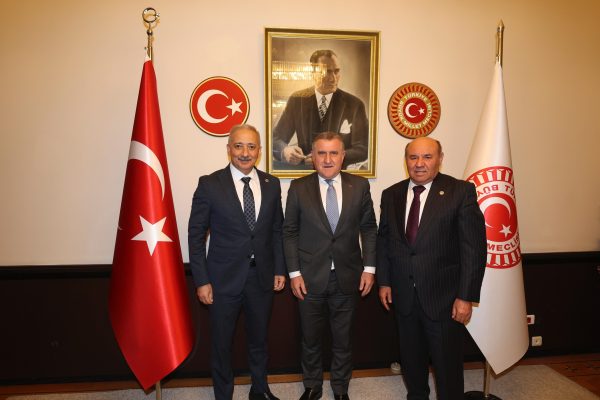 Milletvekilleri Otgöz ve Mete’den Marmaris’e 350 Milyonluk Spor Tesisi