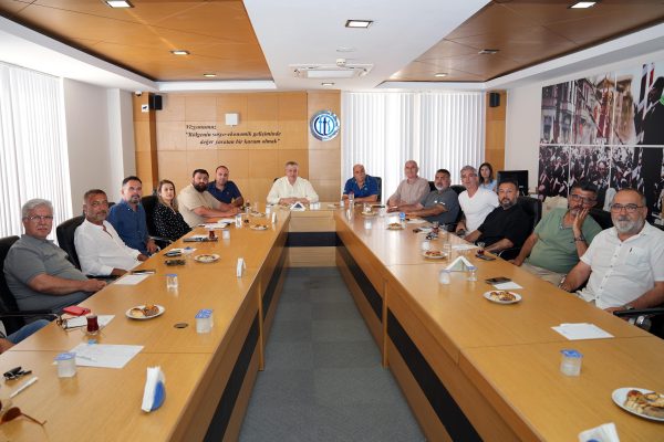 FTSO’DA RESTORAN SEKTÖR TOPLANTISI YAPILDI